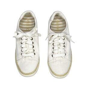 Vionic Women's White Canvas Sneakers
